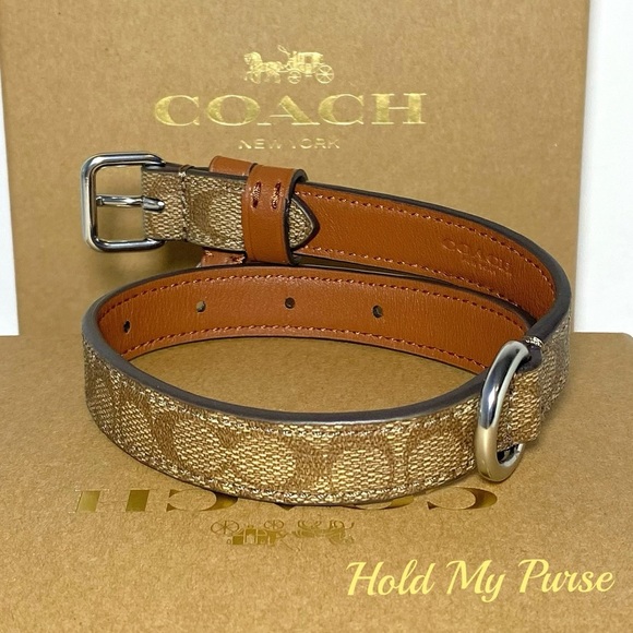 Coach Small Dog Collar Brown Khaki Signature C Includes an Apple AirTag Tracker - Picture 2 of 12